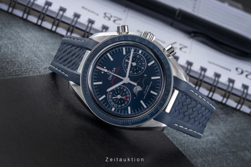Omega Speedmaster chronograph steel automatic men's watch 304.33.44.52.03.001 LP: 12200EUR [2600166]