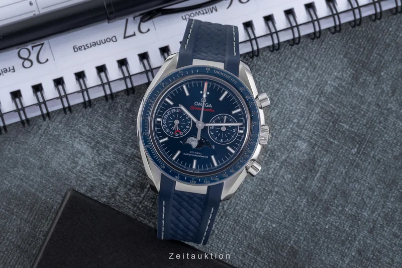 Omega Speedmaster chronograph steel automatic men's watch 304.33.44.52.03.001 LP: 12200EUR [2600166]