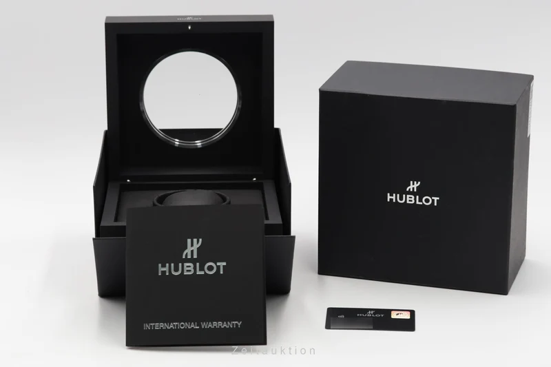 Hublot Classic Fusion titanium automatic men's watch 542.NX.1171.LR [2507510]