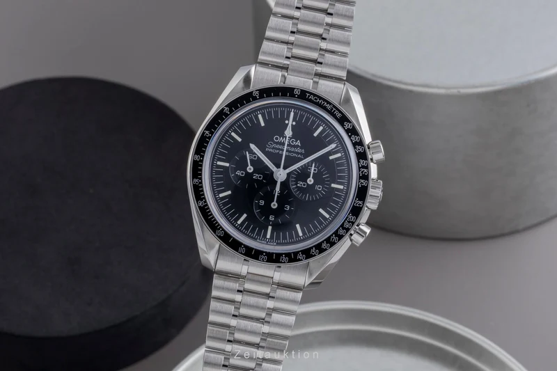 Omega Speedmaster Moonwatch chronograph steel manual winding men's watch 310.30.42.50.01.002 LP: 8700EUR [2600138]