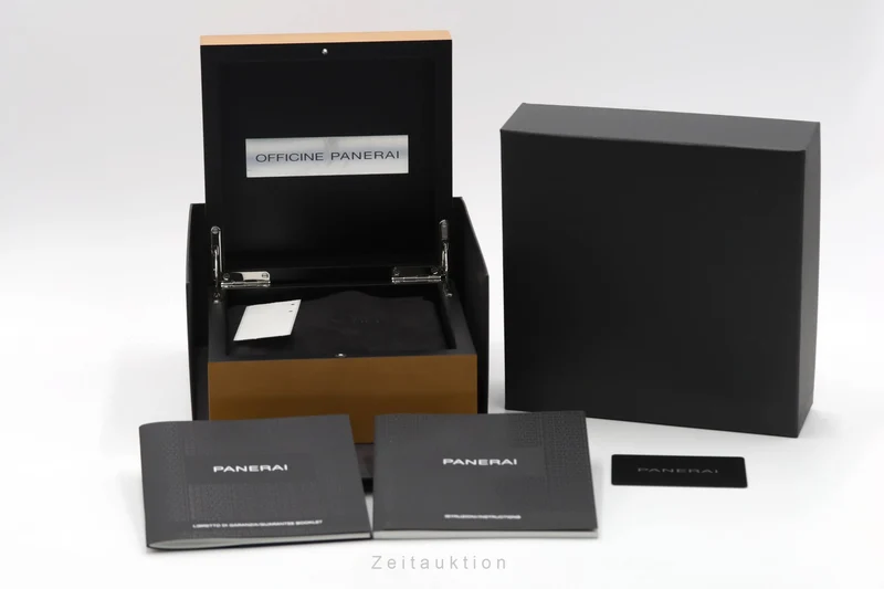 Panerai Luminor steel manual winding men's watch PAM01000 LP: 5700EUR [2507078]