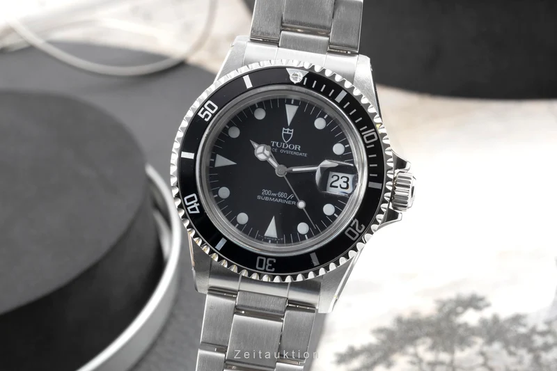 Tudor Submariner steel automatic men's watch 79090 [2507410]