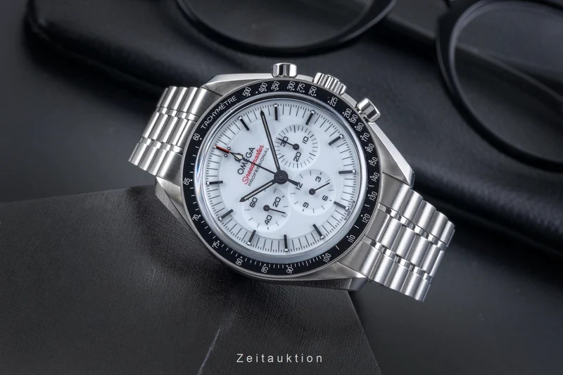 Omega Speedmaster Moonwatch chronograph steel manual winding men's watch 310.30.42.50.04.001 LP: 8800EUR [2507511]