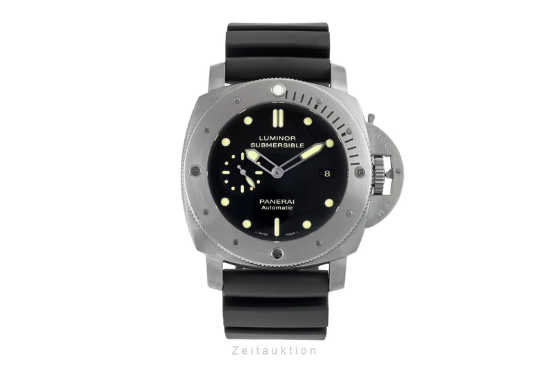 Panerai Submersible titanium automatic men's watch PAM00305 LP: 10900EUR [2505611]
