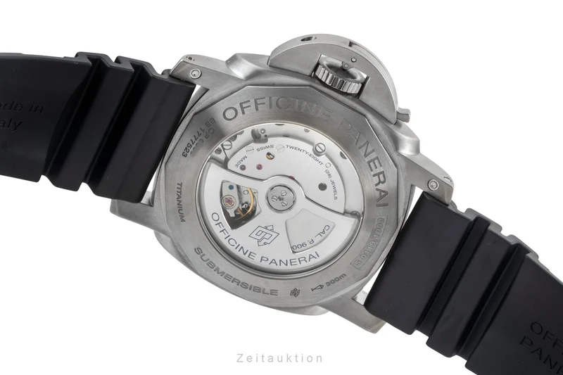 Panerai Submersible titanium automatic men's watch PAM00305 LP: 10900EUR [2505611]