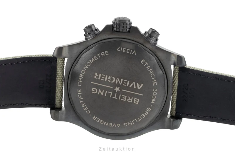Breitling Avenger chronograph titanium automatic men's watch V13317101L1X1 LP: 6550EUR [2506856]