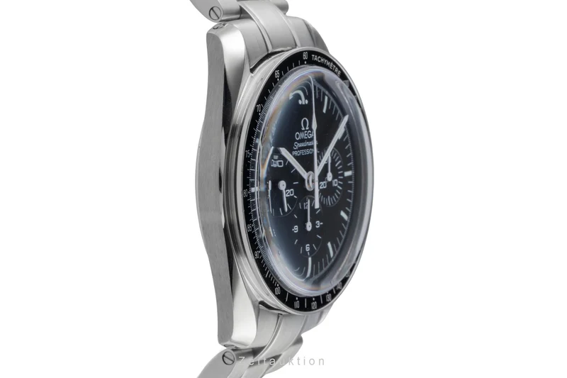 Omega Speedmaster Moonwatch chronograph steel manual winding men's watch 311.30.42.30.01.005 LP: 7600EUR [2507028]