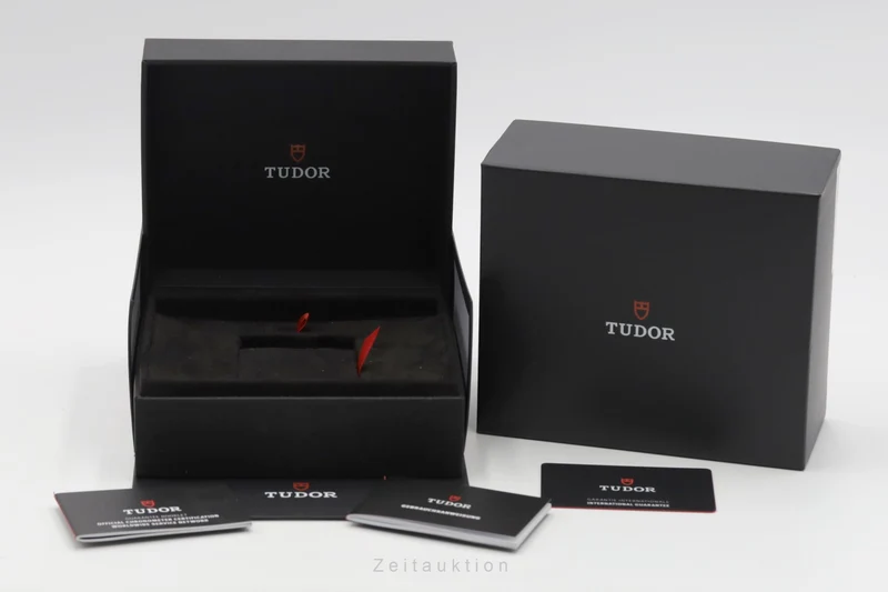 Tudor Black Bay steel automatic men's watch 79000N-0001 [2507240]
