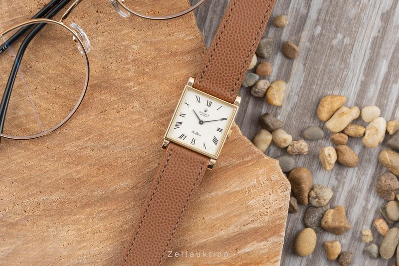 Rolex Cellini 18 ct gold manual winding women's watch 3996 Vintage [2506032]
