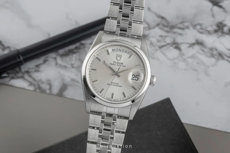 Tudor Date-Day steel automatic men's watch 76200 [2507292]