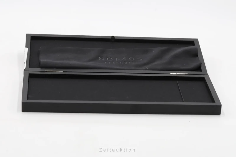 Nomos Neomatik steel automatic men's watch 142 LP: 3340EUR [2506432]