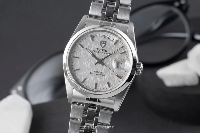 Tudor Date-Day steel automatic men's watch 76200 [2507121]