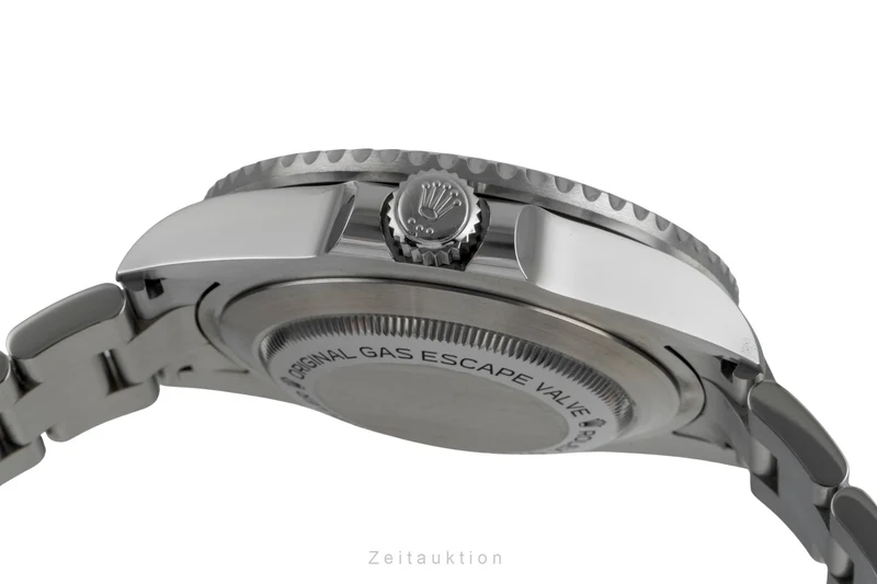 Rolex Sea-Dweller steel automatic men's watch 126600 [2506784]