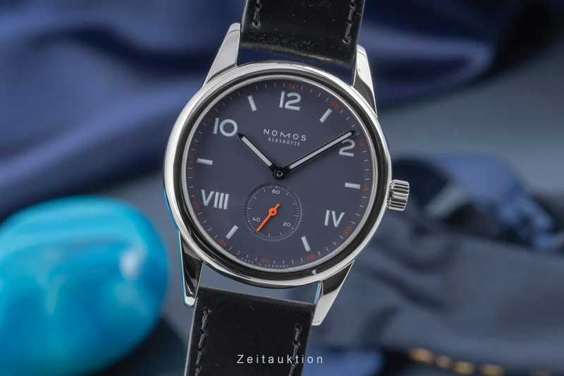 Nomos Club steel manual winding men's watch 730 LP: 1480EUR [2506750]