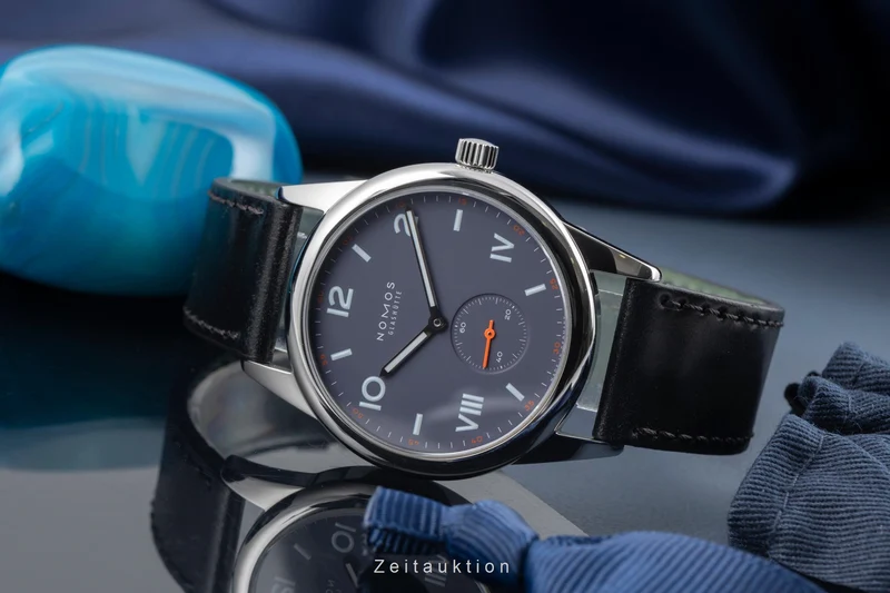Nomos Club steel manual winding men's watch 730 LP: 1480EUR [2506750]