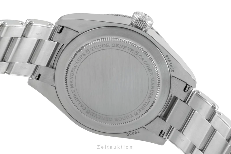 Tudor Black Bay steel automatic men's watch 79030N 0001 LP: 4150EUR [2507093]