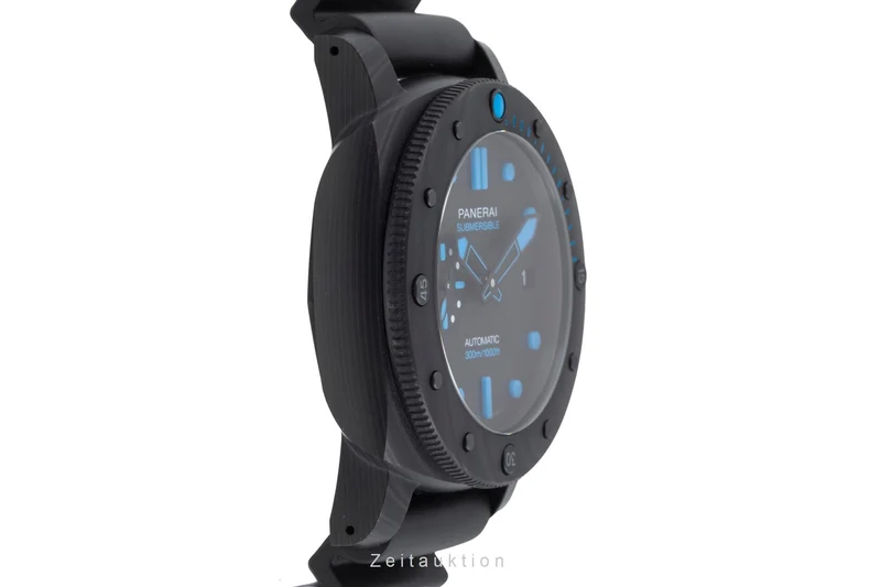 Panerai Submersible carbon automatic men's watch PAM00960 LP: 17900EUR [2506795]