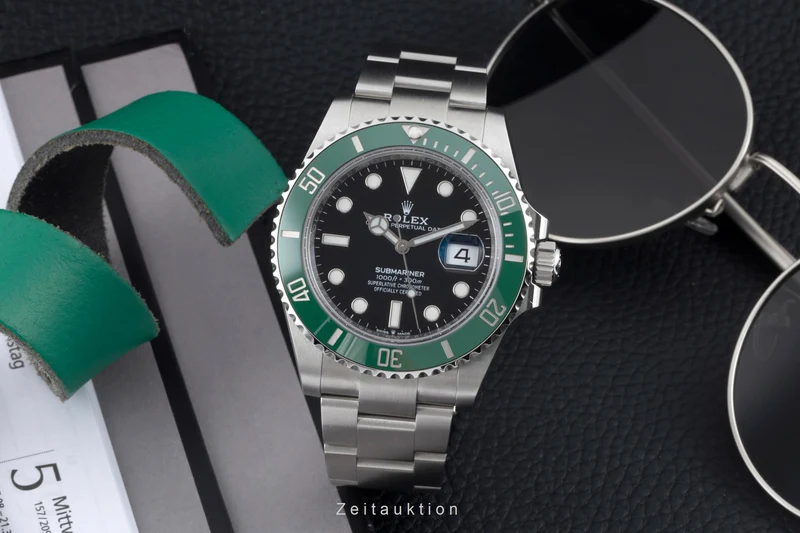 Rolex Submariner steel automatic men's watch 126610LV [2507220]