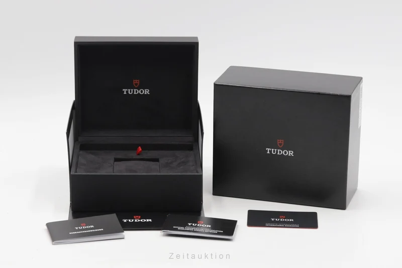 Tudor Black Bay steel automatic men's watch 79000N [2507160]