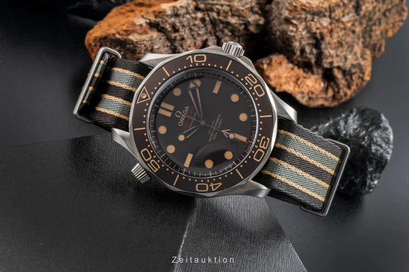 Omega Seamaster titanium automatic men's watch 210.92.42.20.01.001 LP: 9700EUR [2506718]