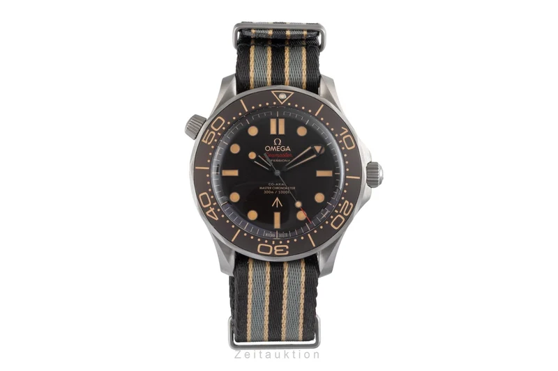 Omega Seamaster titanium automatic men's watch 210.92.42.20.01.001 LP: 9700EUR [2506718]