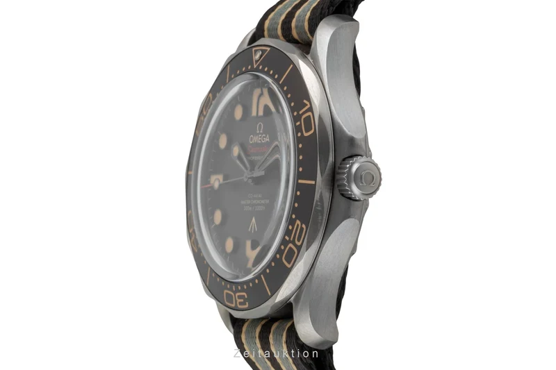 Omega Seamaster titanium automatic men's watch 210.92.42.20.01.001 LP: 9700EUR [2506718]