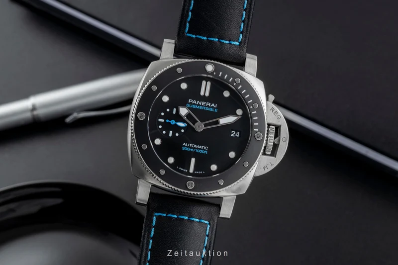 Panerai Submersible steel automatic men's watch PAM00683 LP: 9700EUR [2506527]