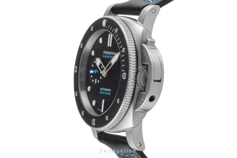 Panerai Submersible steel automatic men's watch PAM00683 LP: 9700EUR [2506527]
