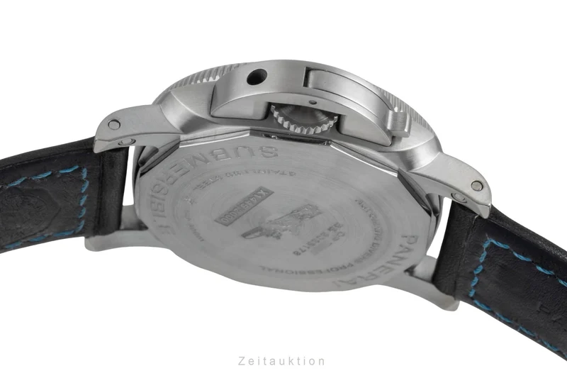 Panerai Submersible steel automatic men's watch PAM00683 LP: 9700EUR [2506527]