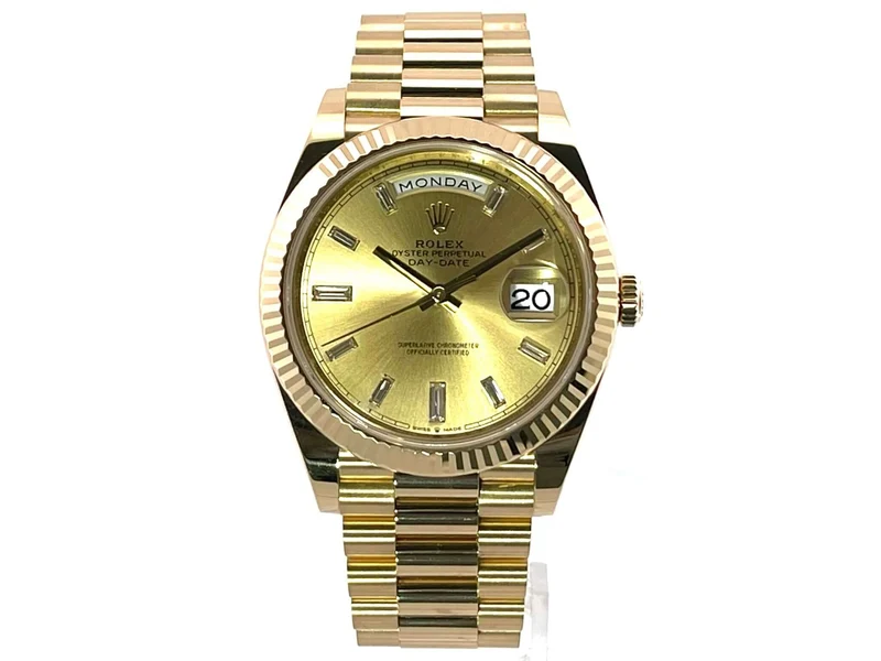 Rolex Day-Date 40 18 kt Gelbgold 228238 Champagner DIA