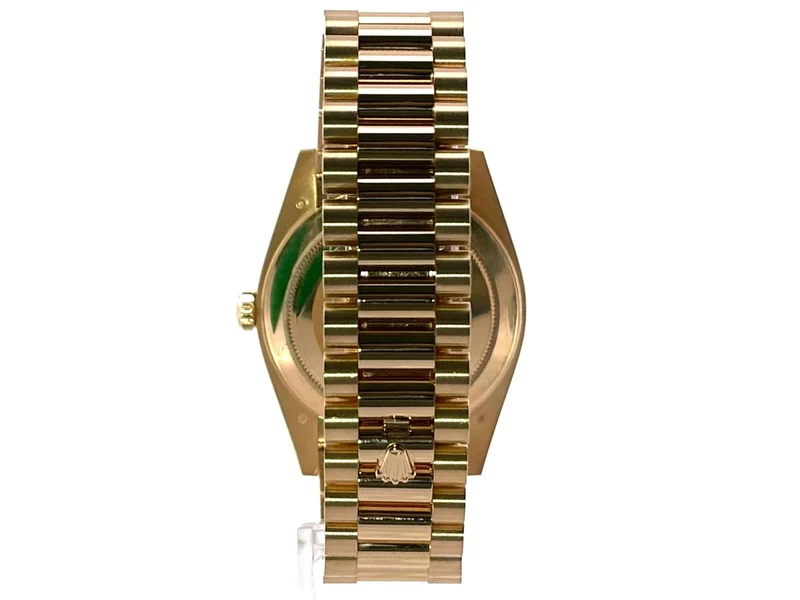 Rolex Day-Date 40 18 kt Gelbgold 228238 Champagner DIA