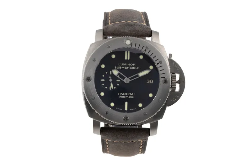 Panerai Submersible titanium automatic men's watch PAM00305 LP: 10900EUR [2503678]