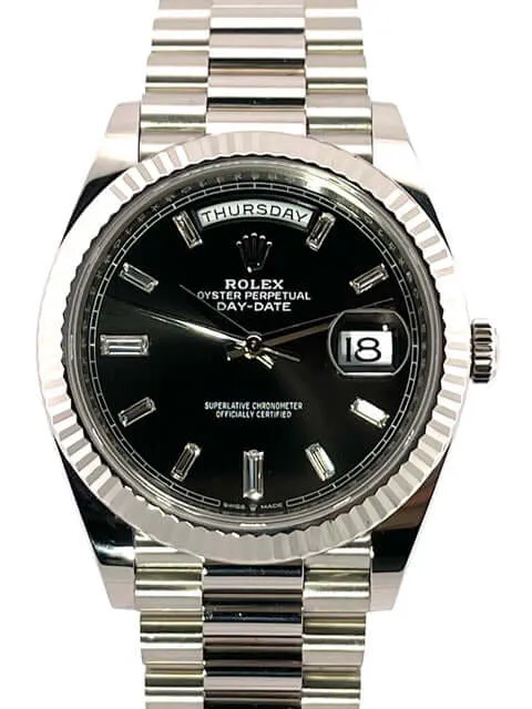 Rolex Day-Date 40 Weißgold 228239 Schwarz DIA