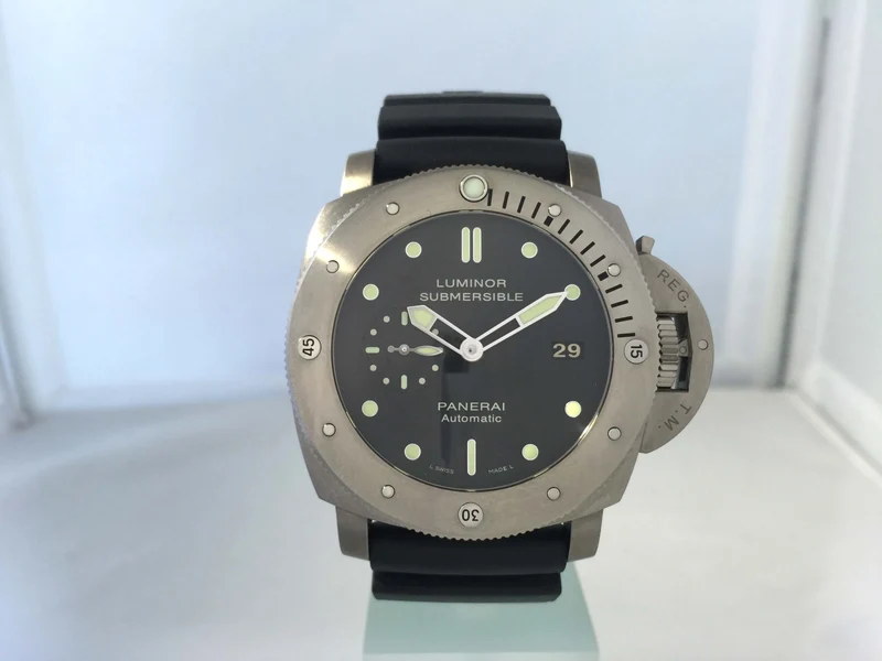 Panerai Luminor Submersible 1950 3 Automatic Titan gebraucht