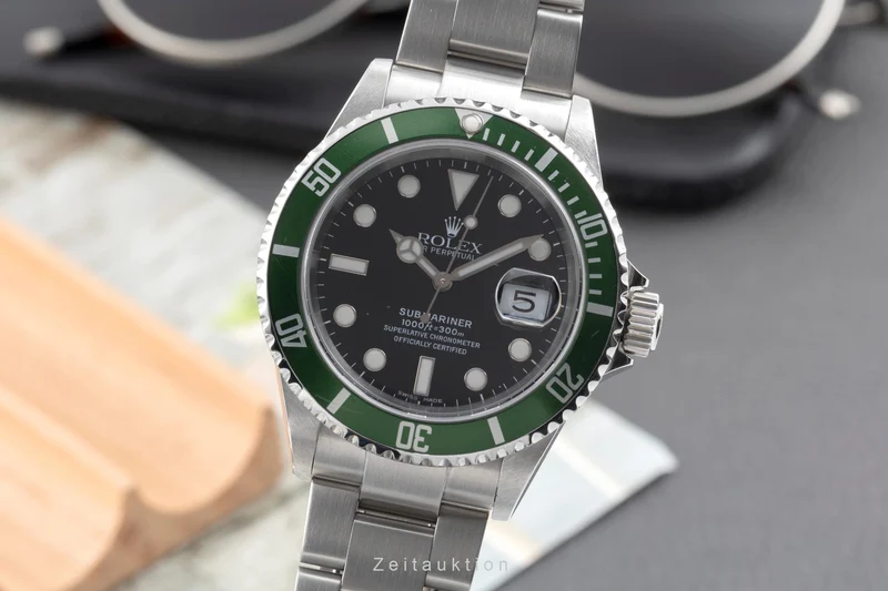 Rolex Submariner steel automatic men's watch 16610LV [2507175]