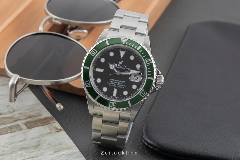 Rolex Submariner steel automatic men's watch 16610LV [2507175]
