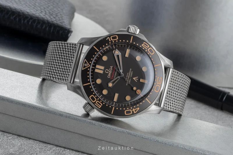 Omega Seamaster titanium automatic men's watch 210.90.42.20.01.001 LP: 10900EUR [2507055]