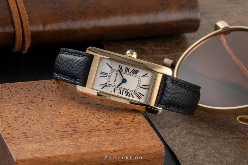 Cartier Tank Américaine 18 ct gold quartz women's watch W26015K2 [2506818]