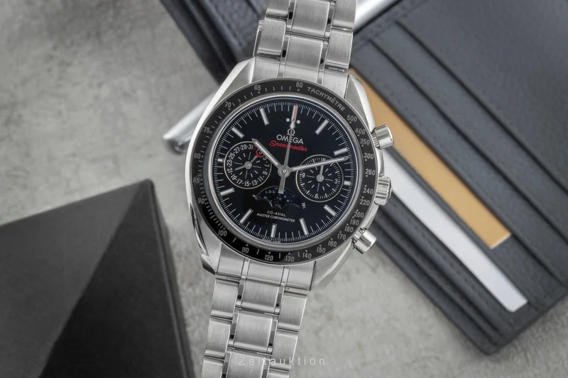 Omega Speedmaster chronograph steel automatic men's watch 304.30.44.52.01.001 LP: 12600EUR [2506945]