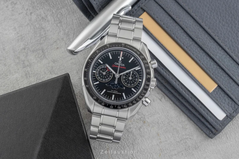 Omega Speedmaster chronograph steel automatic men's watch 304.30.44.52.01.001 LP: 12600EUR [2506945]