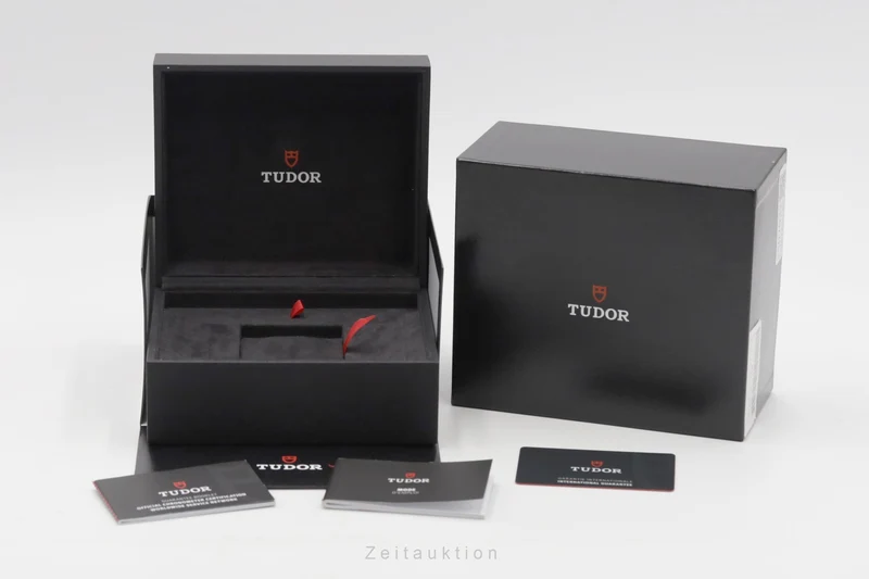 Tudor Black Bay steel automatic men's watch 79470-0001 LP: 4370EUR [2507022]