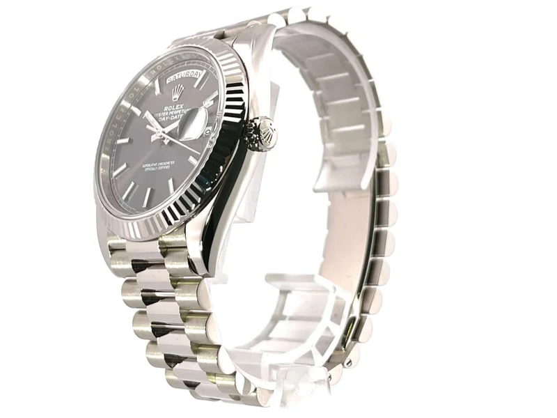 Rolex Day-Date 40 18 kt Weißgold 228239 Rhodium