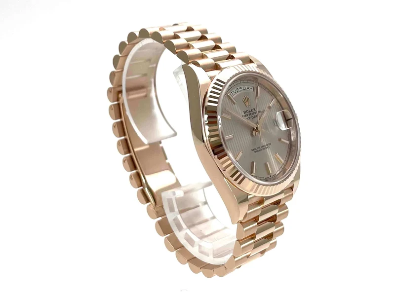 Rolex Day-Date 40 18 kt Everose-Gold 228235 Sundust