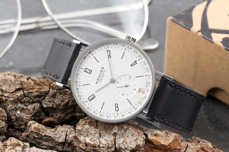 Nomos Tangente steel manual winding men's watch 135 LP: 2580EUR [2506471]