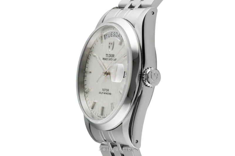 Tudor Date-Day steel automatic men's watch 76200 [2506723]