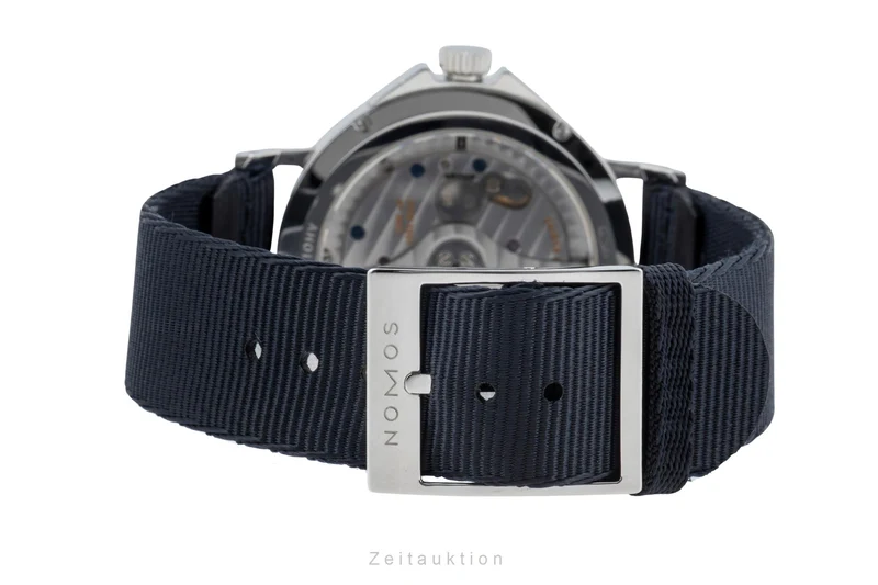 Nomos Ahoi steel automatic men's watch 566 LP: 3620EUR [2506220]