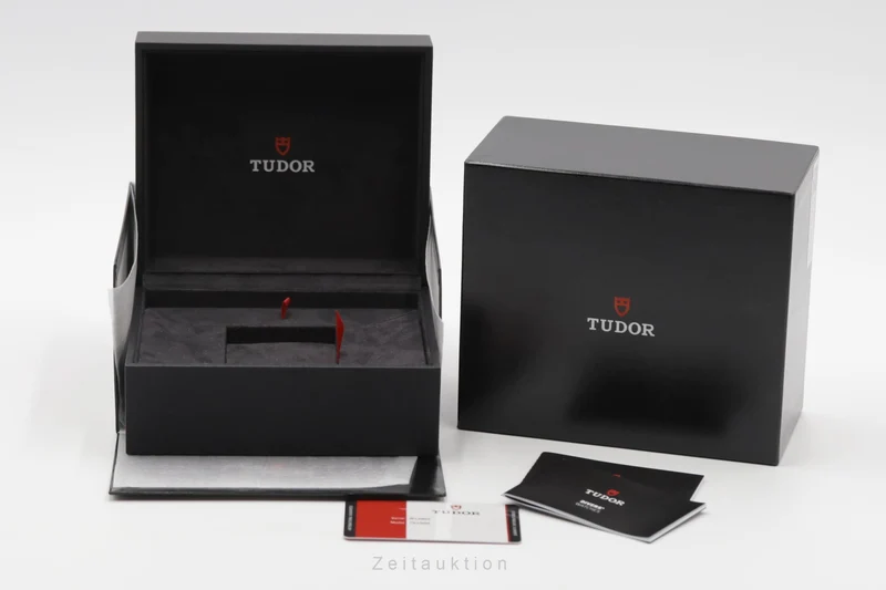 Tudor Black Bay steel automatic men's watch 79230N [2505921]