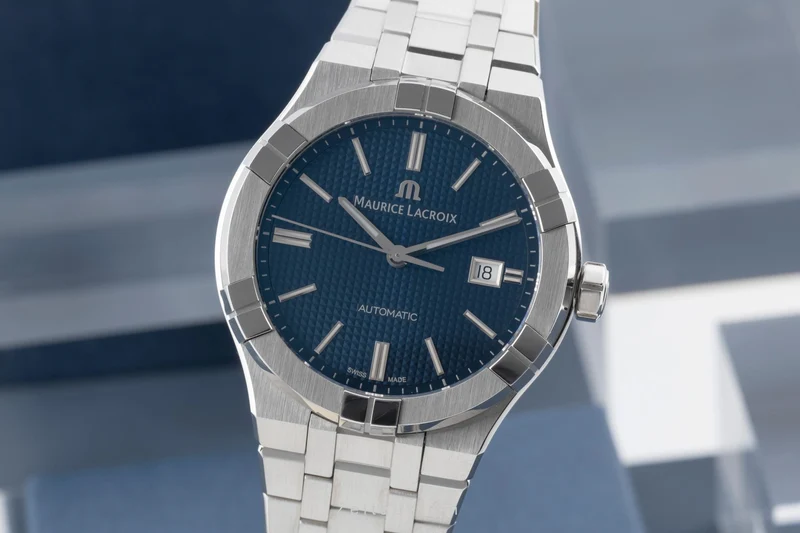Maurice Lacroix Aikon steel automatic men's watch AI6008-SS002-430 LP: 2250EUR [2506823]