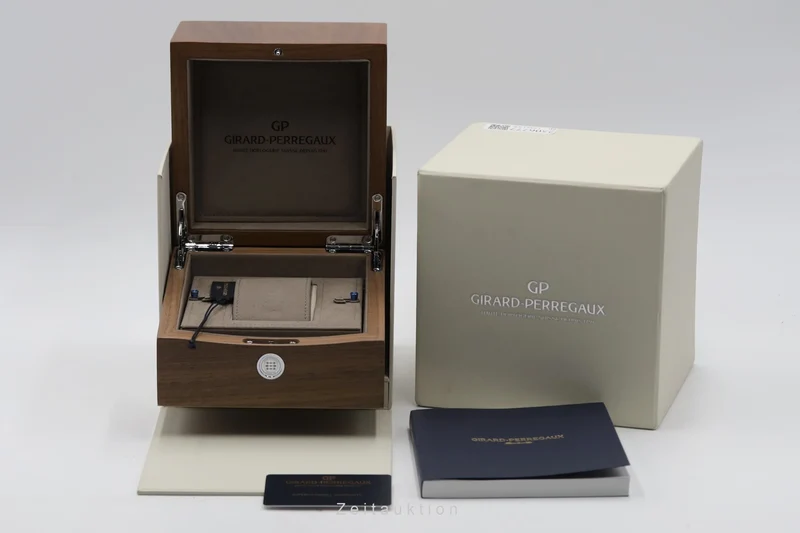 Girard Perregaux Laureato chronograph titanium automatic men's watch 81060-21-491-FH6A LP: 17100EUR [2506777]