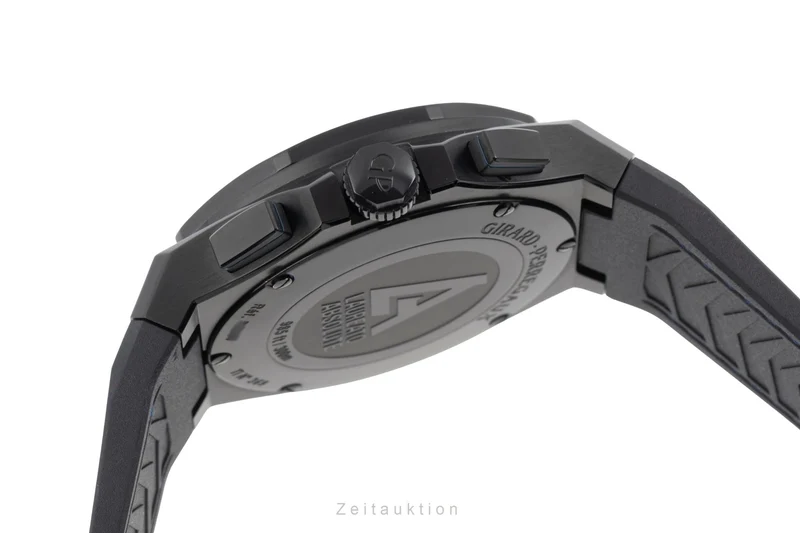 Girard Perregaux Laureato chronograph titanium automatic men's watch 81060-21-491-FH6A LP: 17100EUR [2506777]